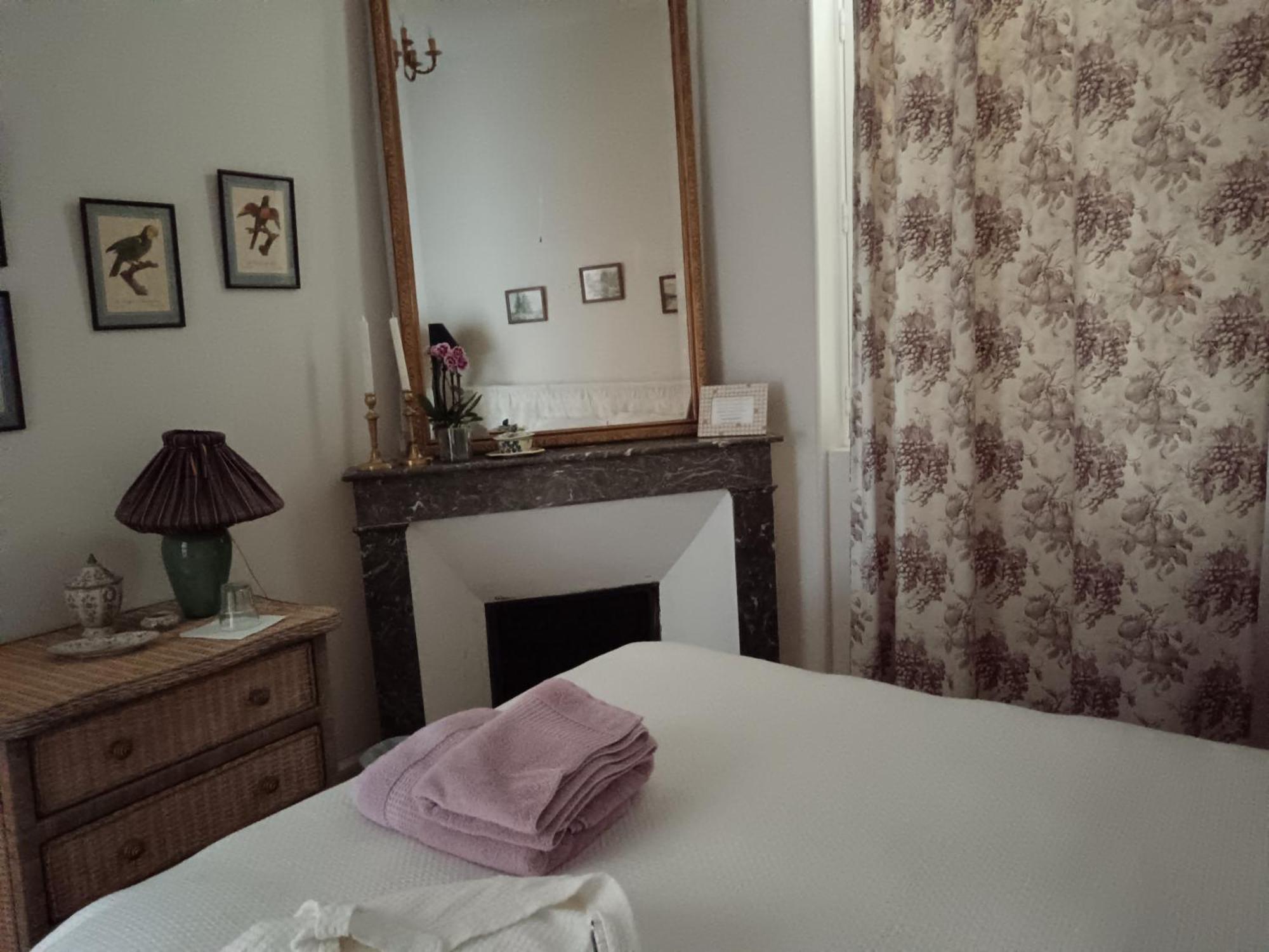 Castel La Bergerie Bed & Breakfast Laglorieuse Luaran gambar