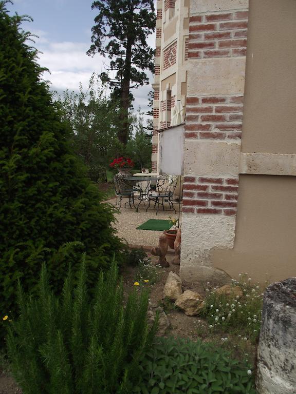 Castel La Bergerie Bed & Breakfast Laglorieuse Luaran gambar