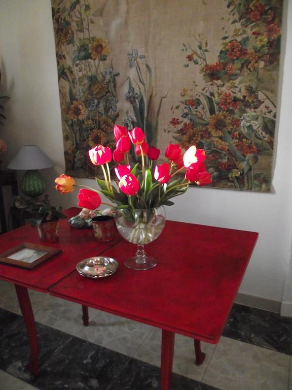 Castel La Bergerie Bed & Breakfast Laglorieuse Luaran gambar