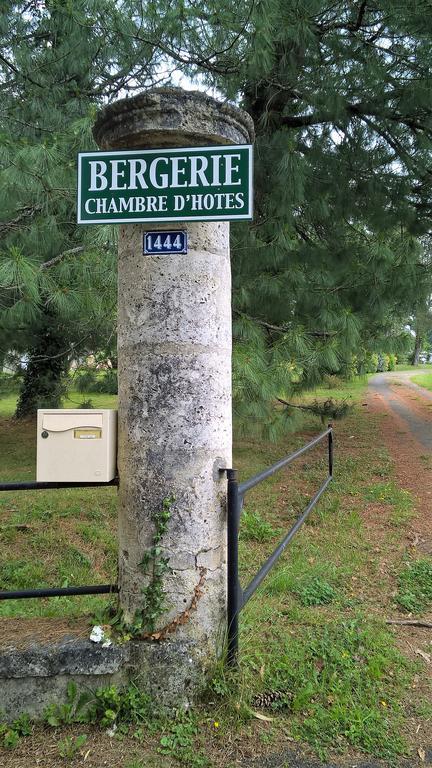 Castel La Bergerie Bed & Breakfast Laglorieuse Luaran gambar